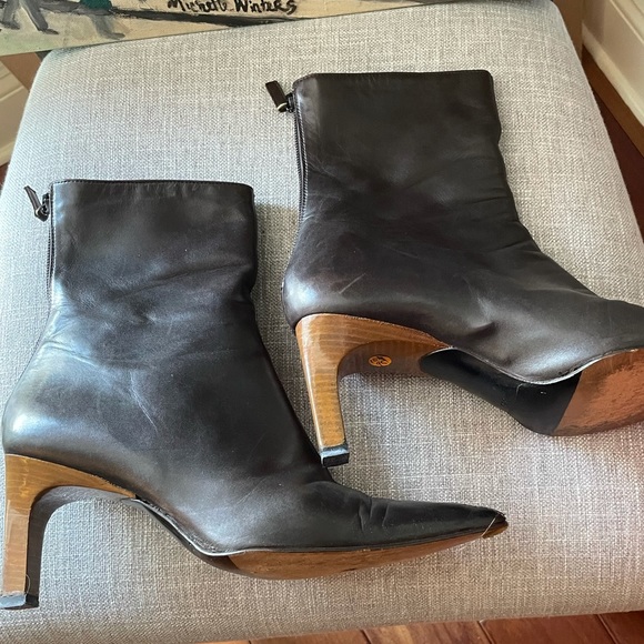 Gucci, boot length boots
